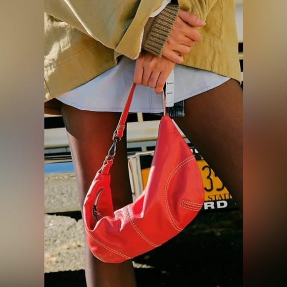 NWT Free People Real World Clutch in Red Light - Picture 2 of 6